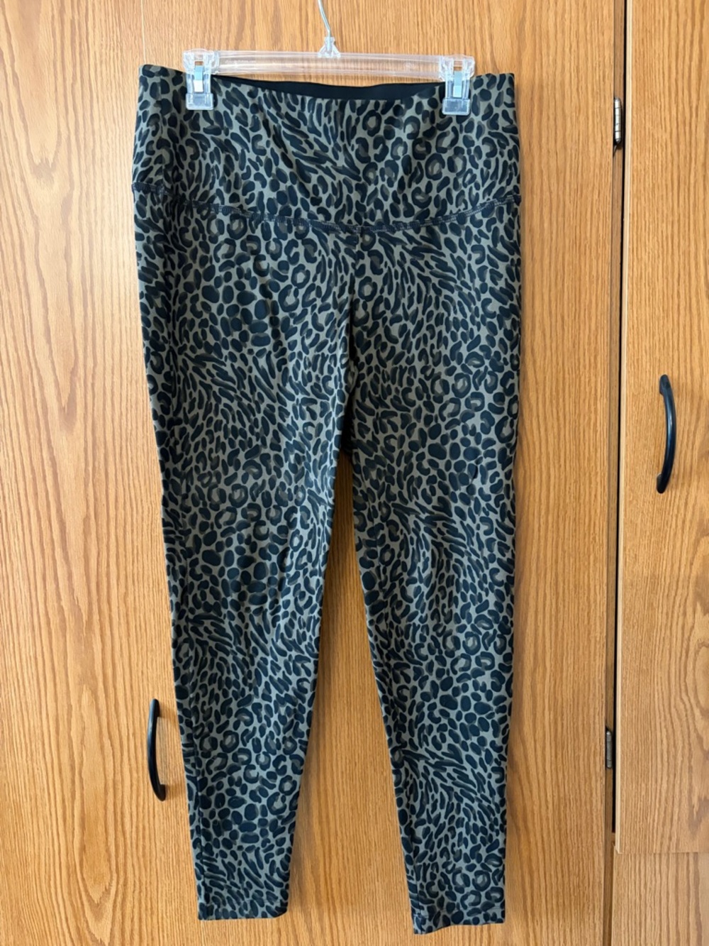 Chico’s Olive Green & Black Leopard Print Leggings